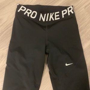 NIKE pro leggings size M